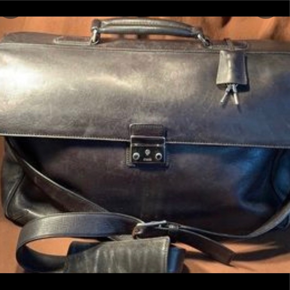 COACH Excellent condition ‼️ Black leather briefcase laptop bag